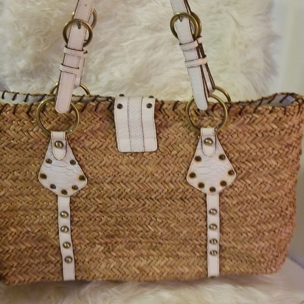 Guess Straw & Studded Leather Jeweled Beach Bag - Picture 7 of 8